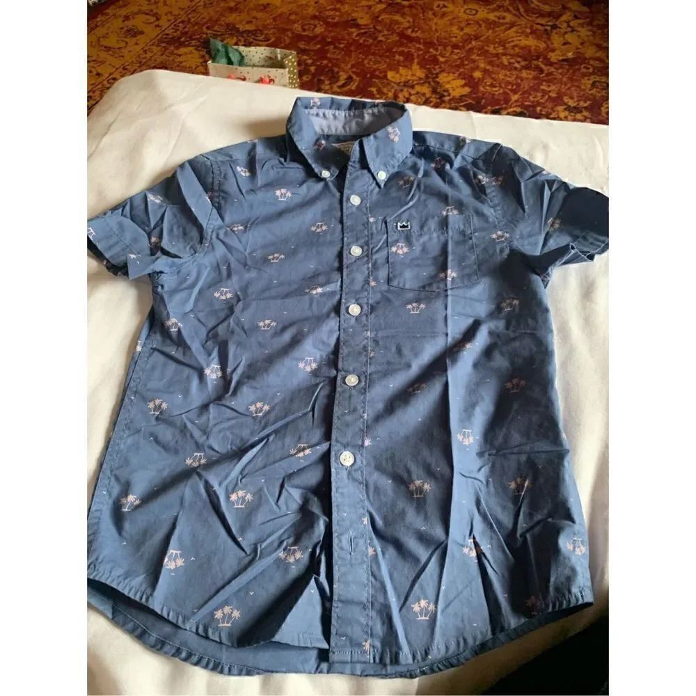 Crown & Ivy Short Sleeve Button Down
